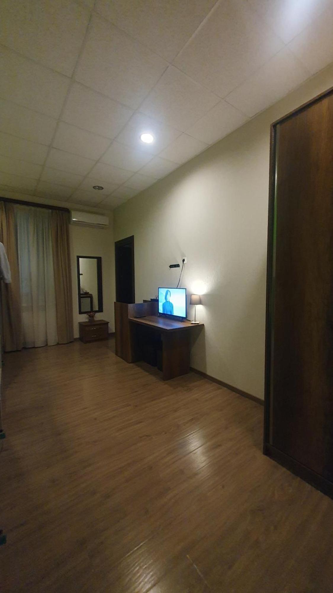 Hostel Your Home Tbilisi Exterior photo